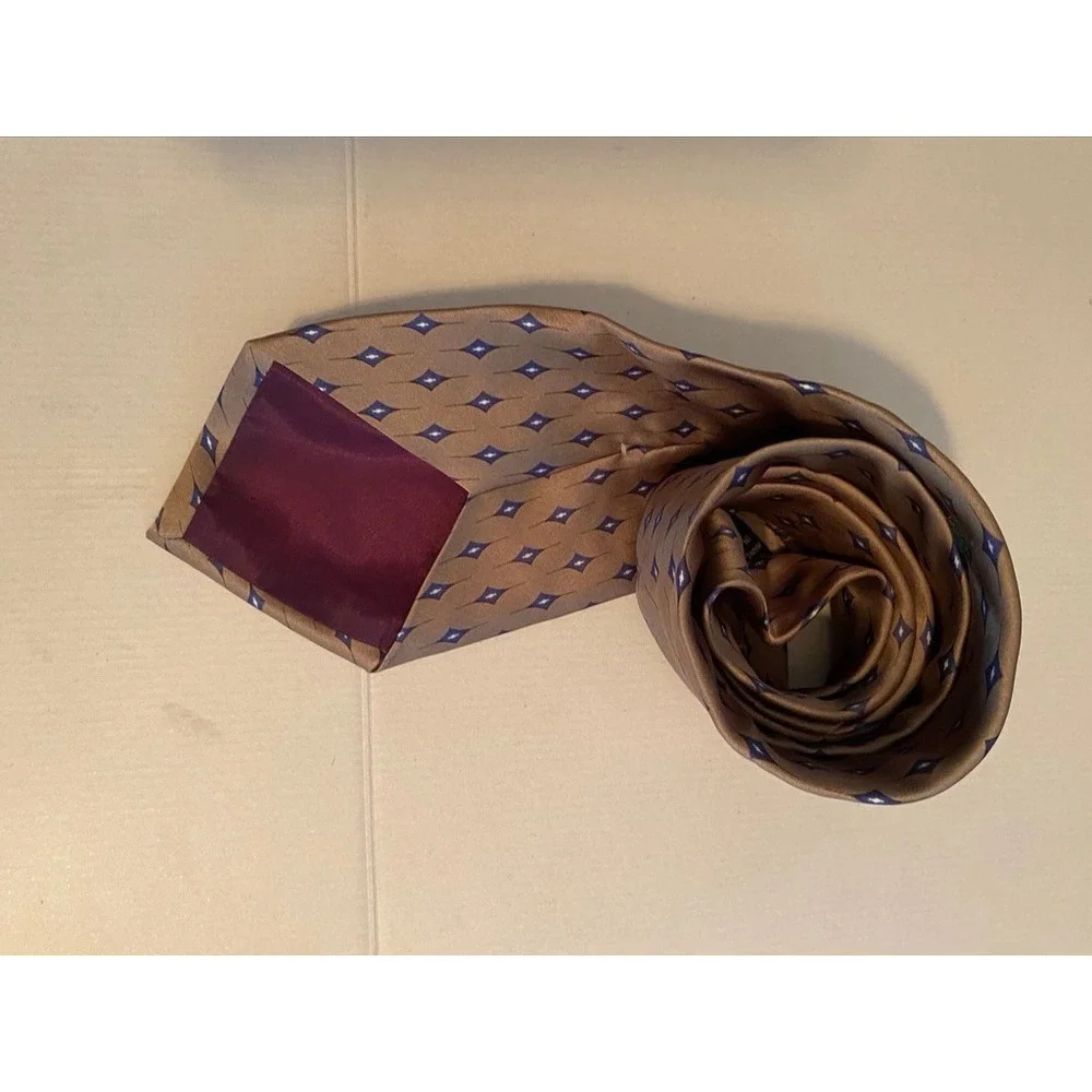 Claybrooke Mens Pure Silk Necktie Tan Brown Blue Geometric Diamond Pattern Tie